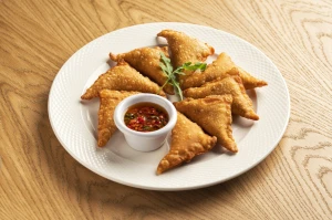 Pierogi argentyńskie Empanadas z wołowiną i chilli 8 szt.